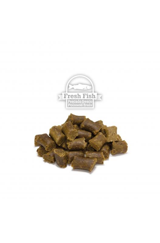 SNACK DE CARNE FRESCA DE SALMON PARA PERROS 800gr.